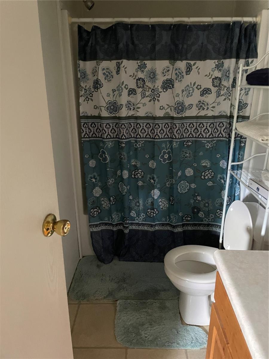 Image 8 of 12 For 5674 Grovepark Road