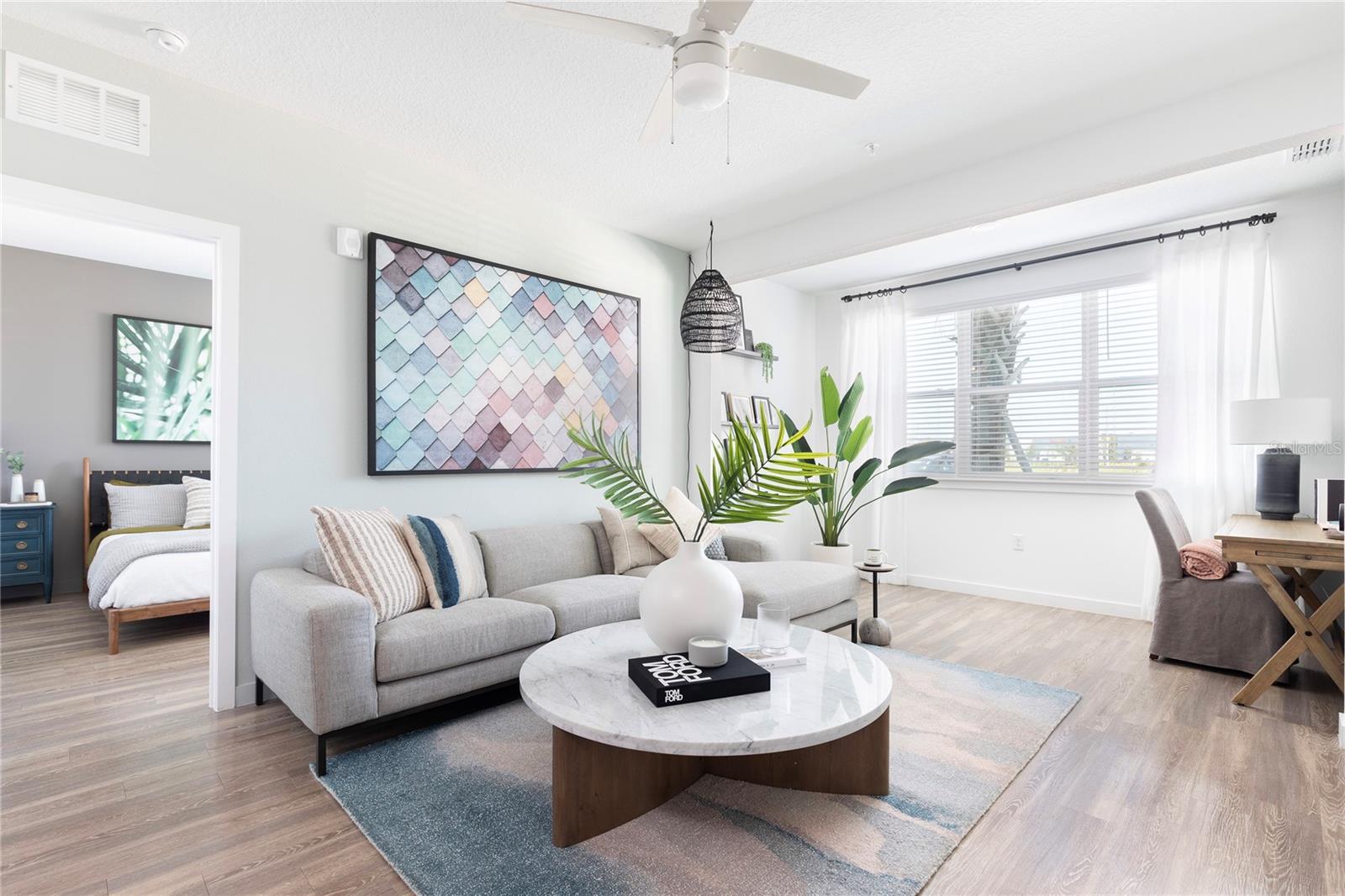 Image 3 of 14 For 10105 Selten Way