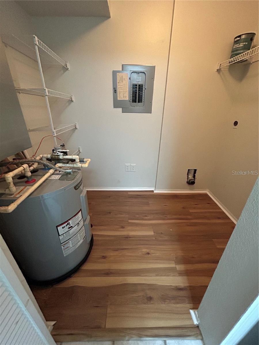 Image 22 of 44 For 413 Summit Ridge Place 115