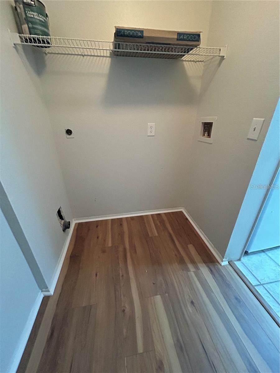 Image 23 of 44 For 413 Summit Ridge Place 115