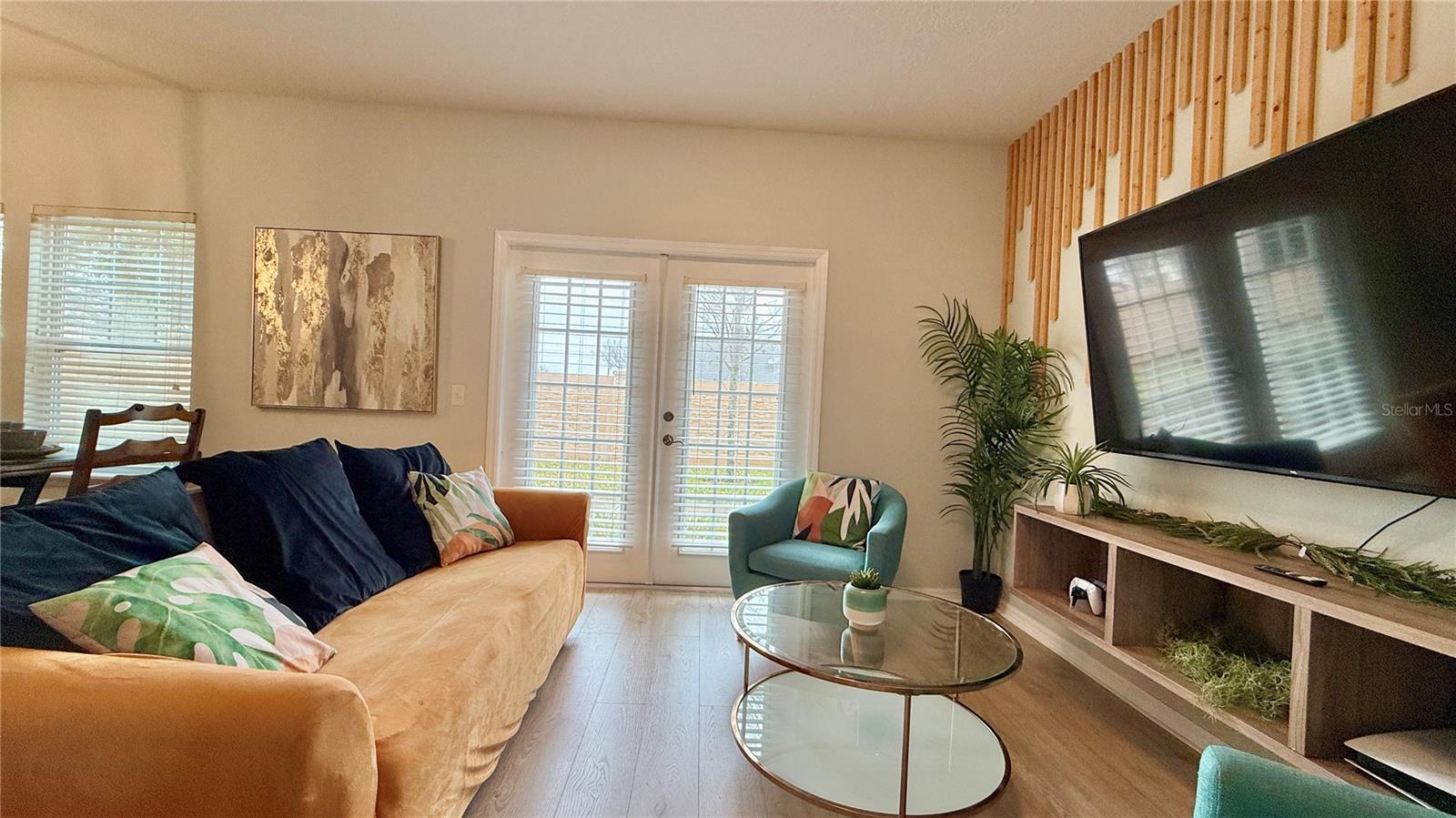 Image 8 of 26 For 8947 Shine Drive