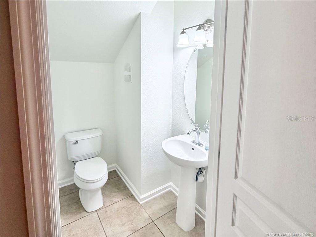 Image 9 of 33 For 12804 Salomon Cove Drive