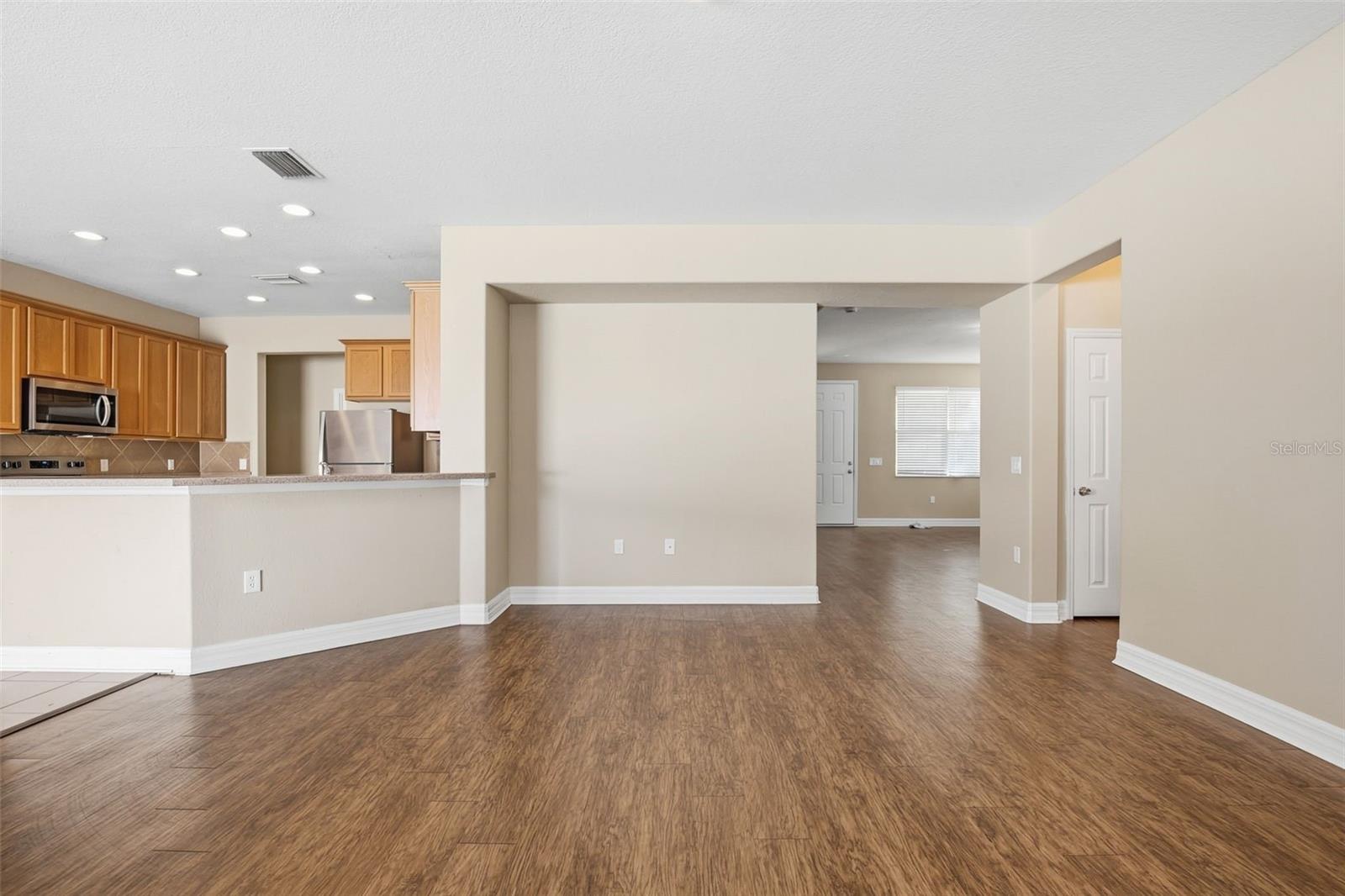 Image 19 of 48 For 11125 Running Pine Drive