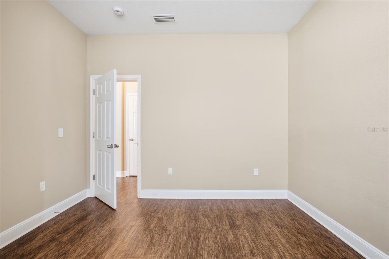 Image 22 of 48 For 11125 Running Pine Drive