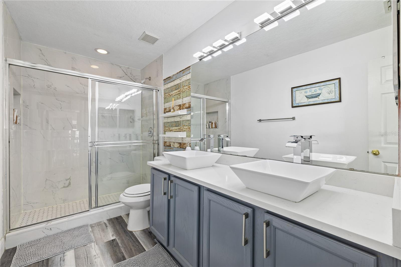 Image 23 of 54 For 13526 Fox Glove Street