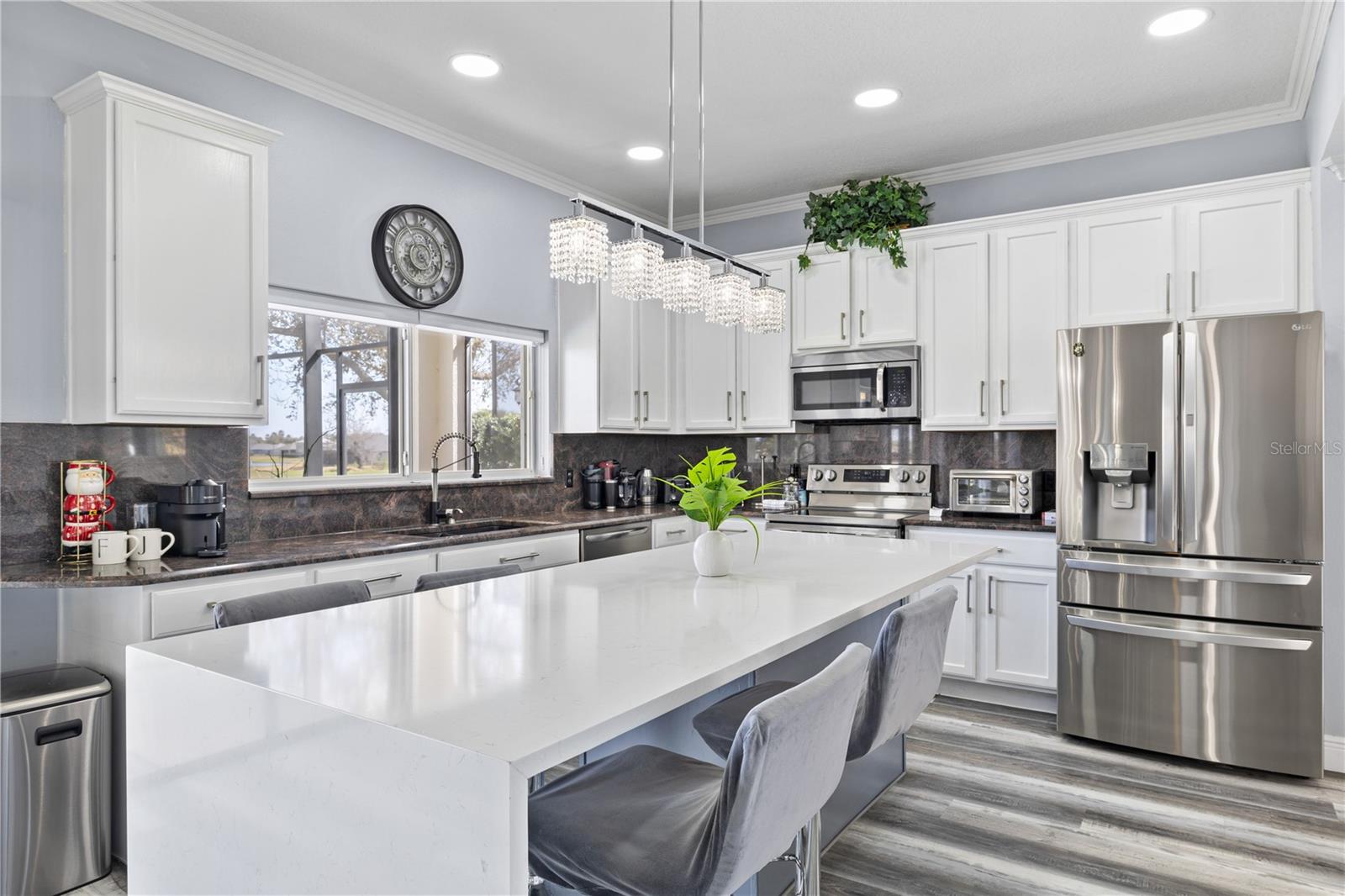 Image 9 of 54 For 13526 Fox Glove Street