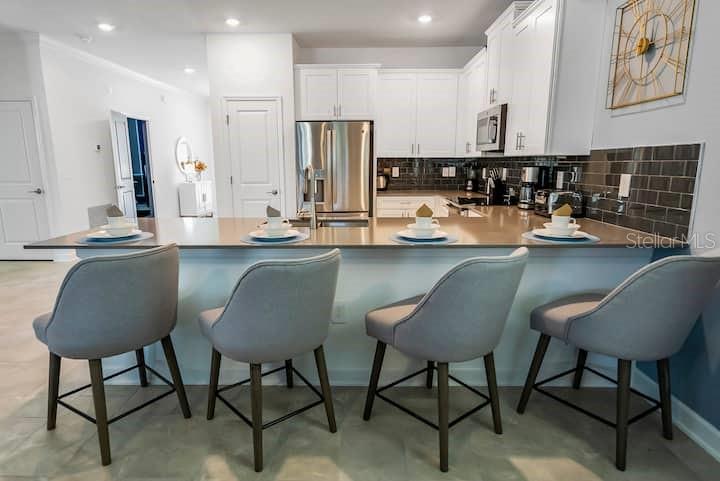 Image 2 of 70 For 2901 Protagonist Street