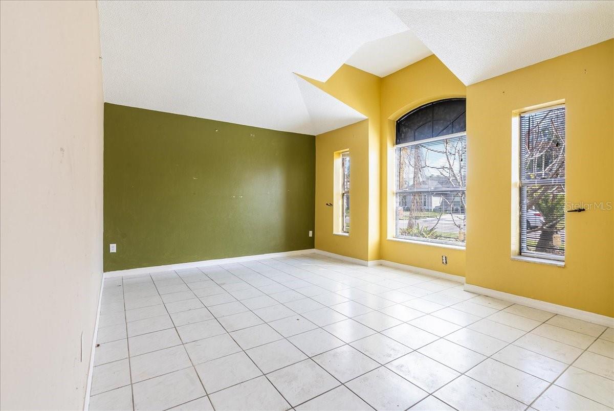 Image 12 of 37 For 2621 Rolling Broak Drive