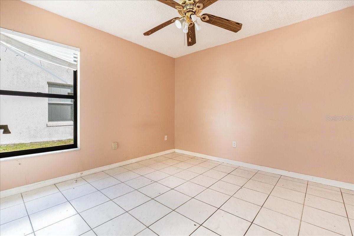 Image 15 of 37 For 2621 Rolling Broak Drive