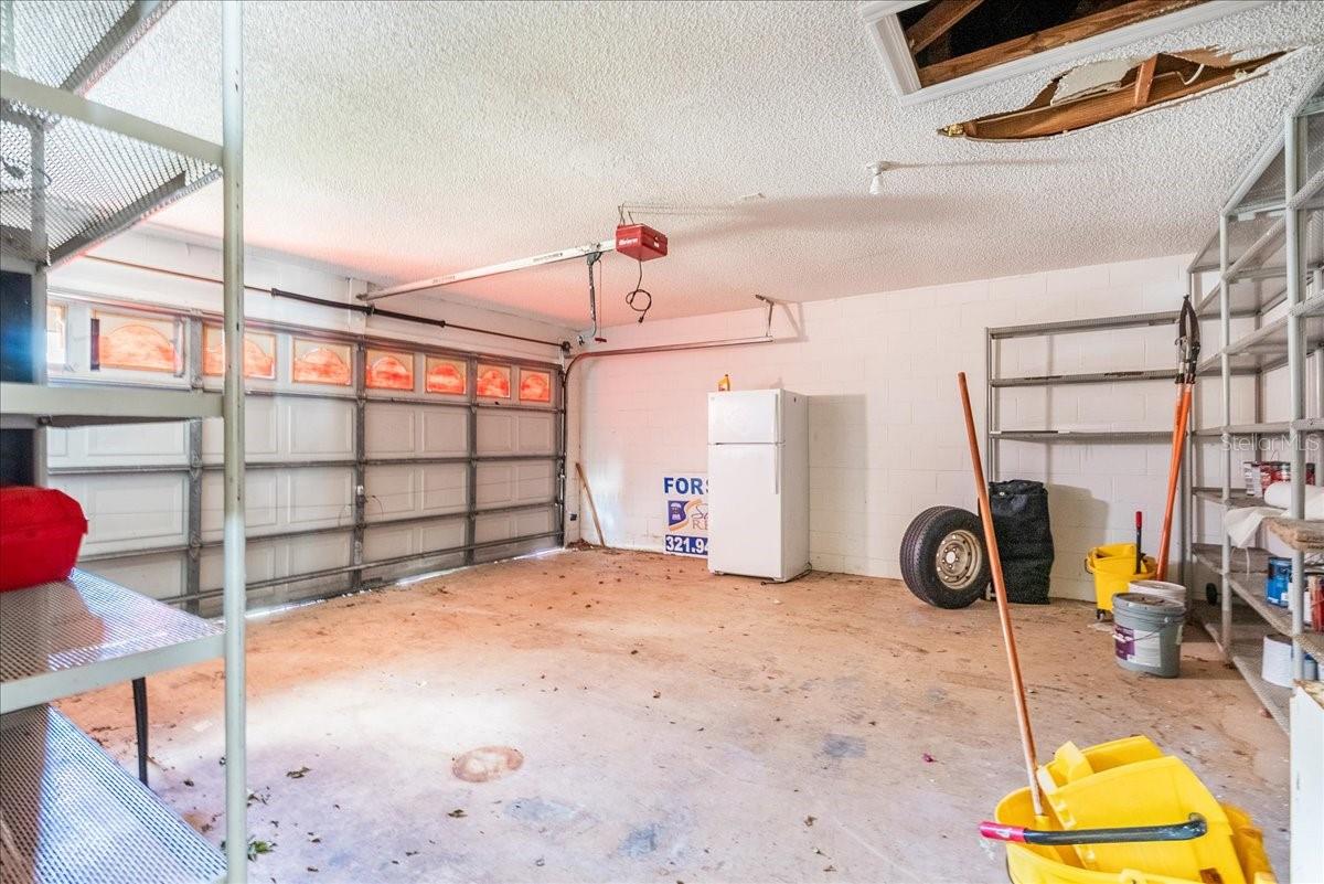 Image 32 of 37 For 2621 Rolling Broak Drive