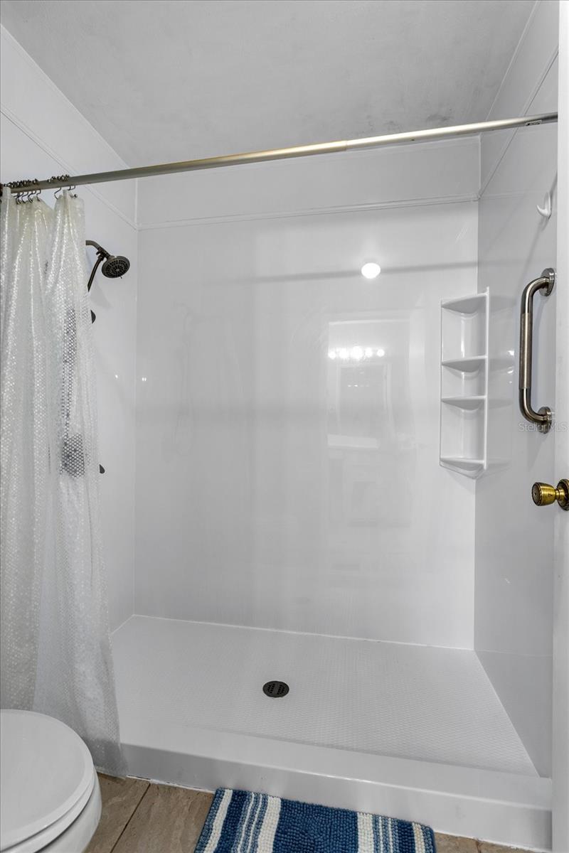 Image 22 of 45 For 432 Stanton Place