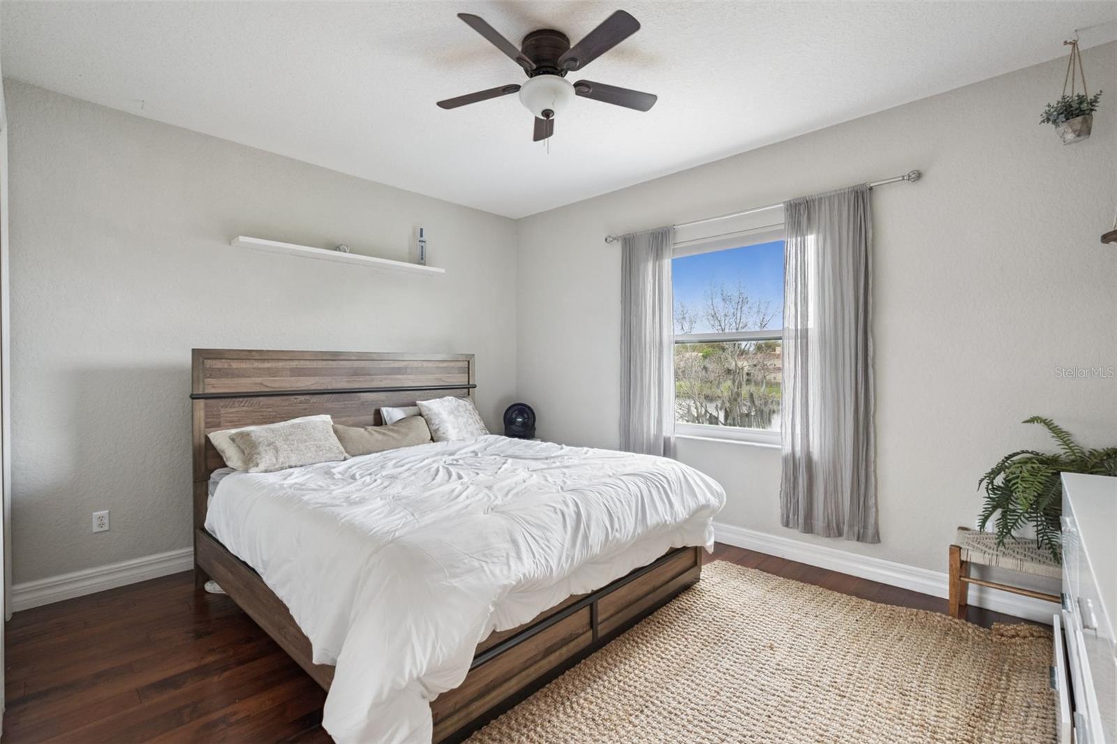 Image 31 of 44 For 2217 Rickover Place