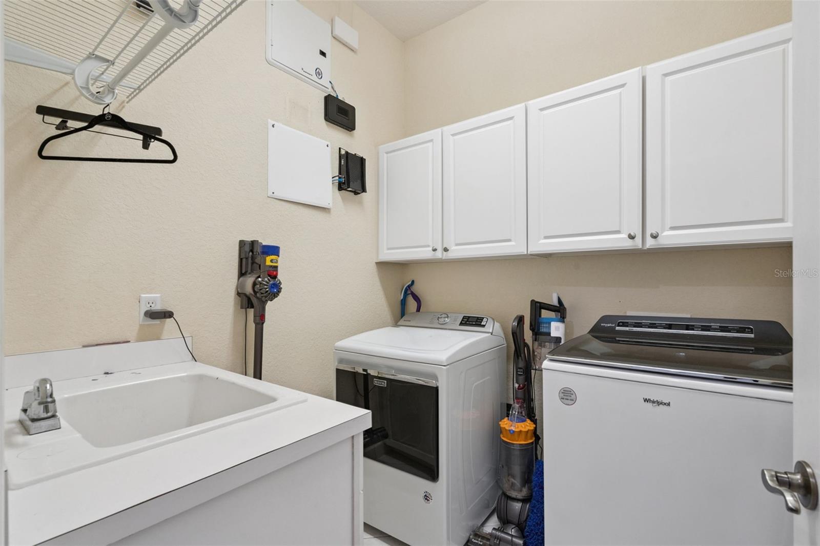 Image 36 of 44 For 2217 Rickover Place