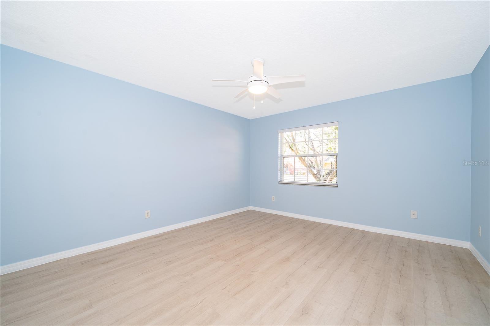 Image 19 of 25 For 4858 Tangerine Avenue 4858