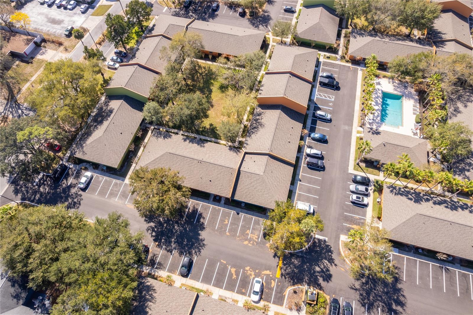 Image 21 of 25 For 4858 Tangerine Avenue 4858