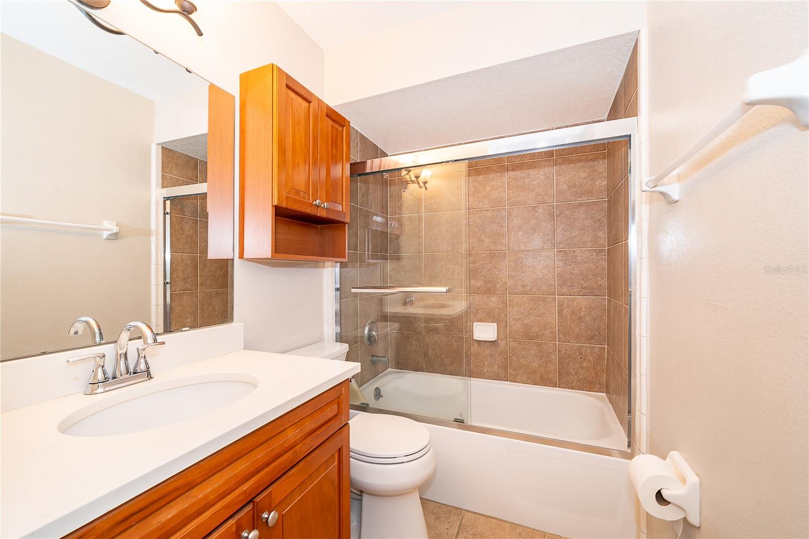 Image 7 of 25 For 4858 Tangerine Avenue 4858