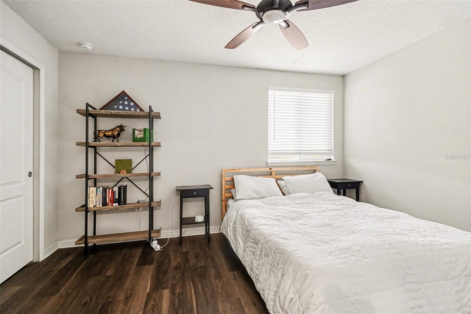 Image 16 of 36 For 13742 Bravante Alley