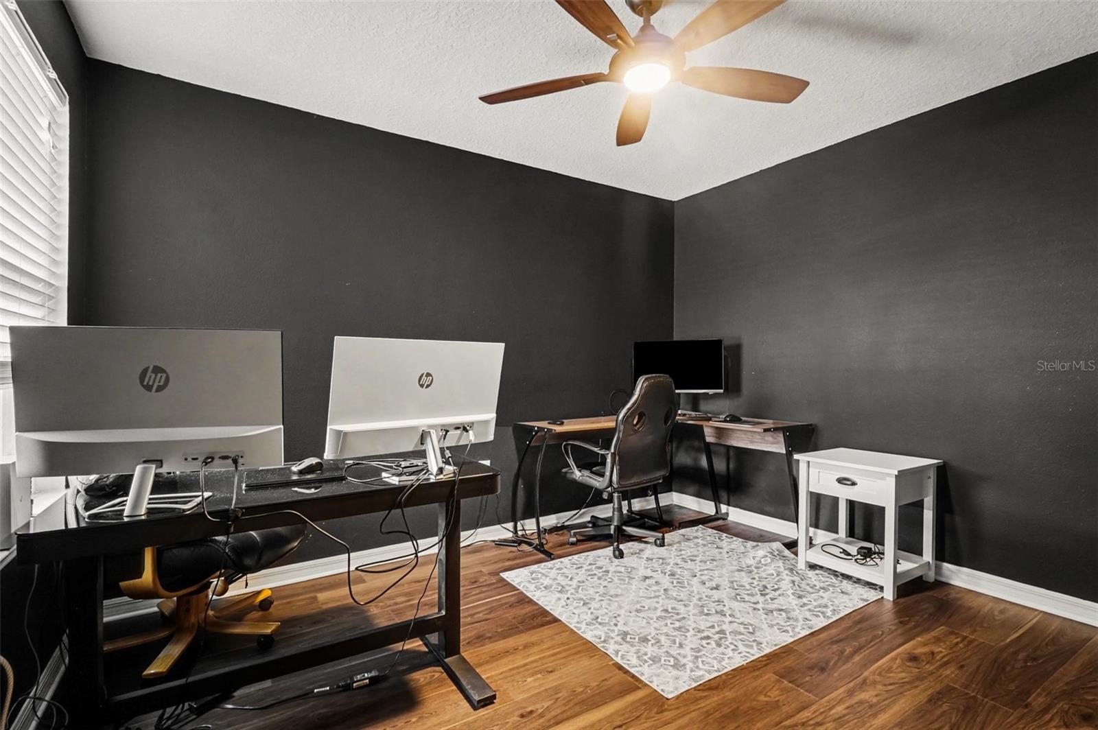 Image 20 of 36 For 13742 Bravante Alley