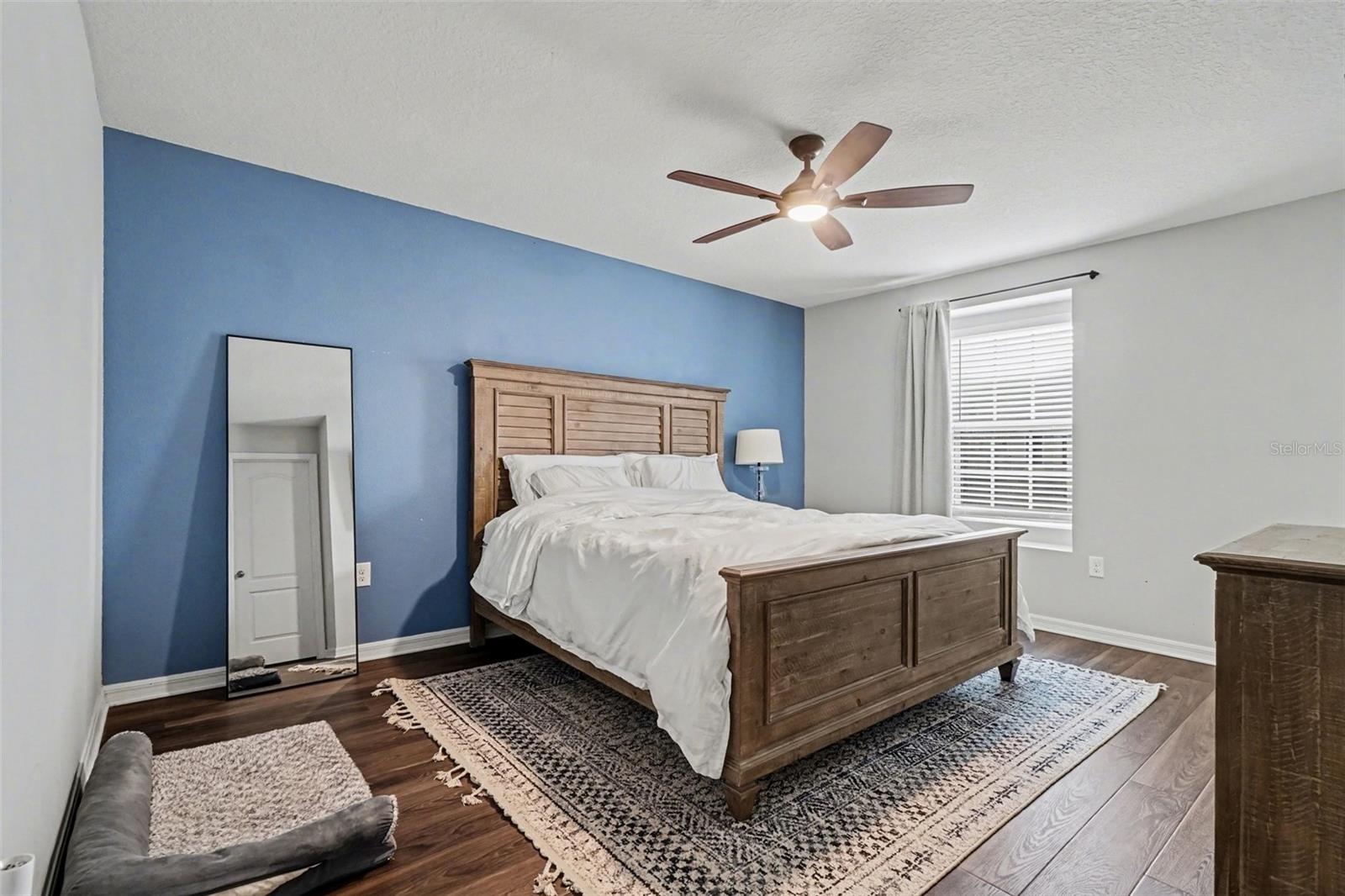 Image 23 of 36 For 13742 Bravante Alley