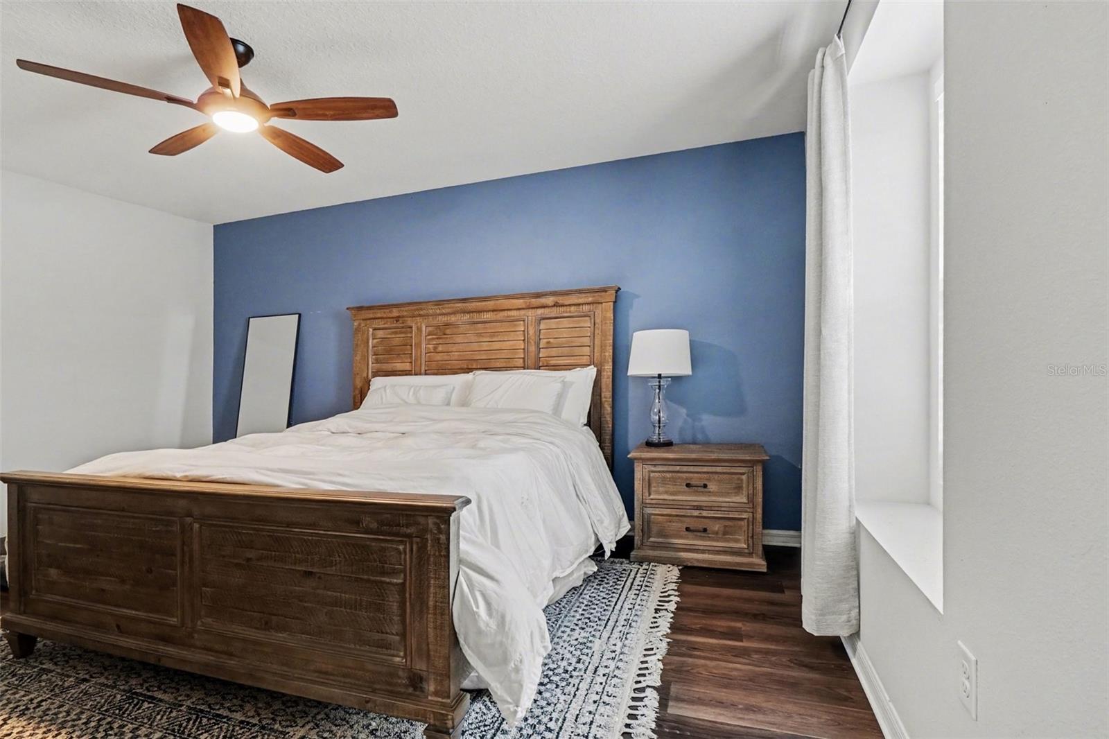 Image 24 of 36 For 13742 Bravante Alley