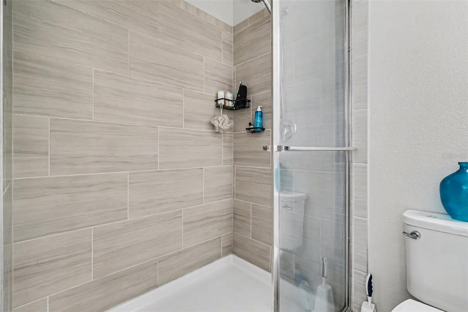 Image 28 of 36 For 13742 Bravante Alley