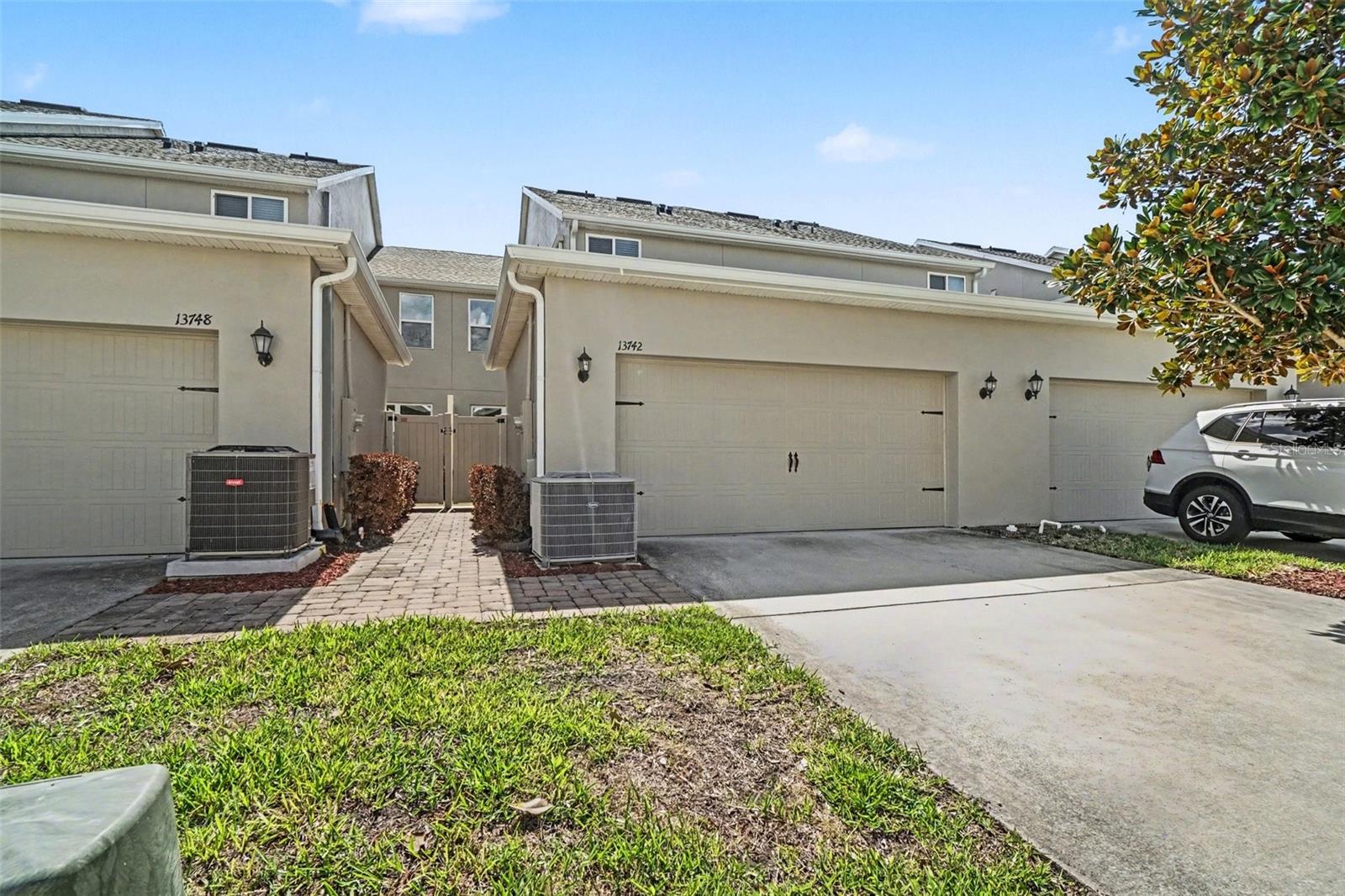 Image 31 of 36 For 13742 Bravante Alley