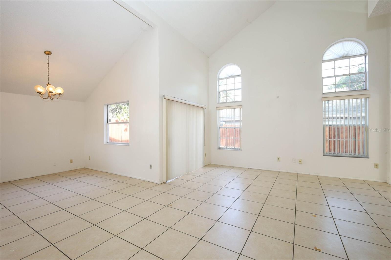 Image 16 of 60 For 7609 Telegraph Hill Road