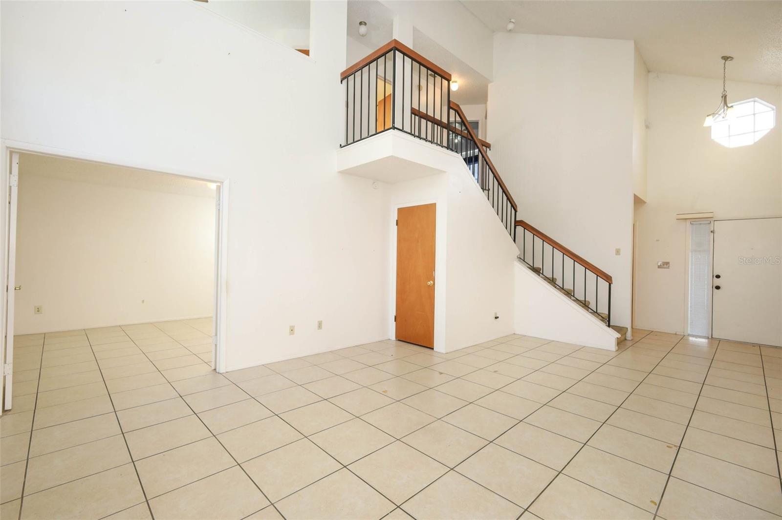 Image 22 of 60 For 7609 Telegraph Hill Road