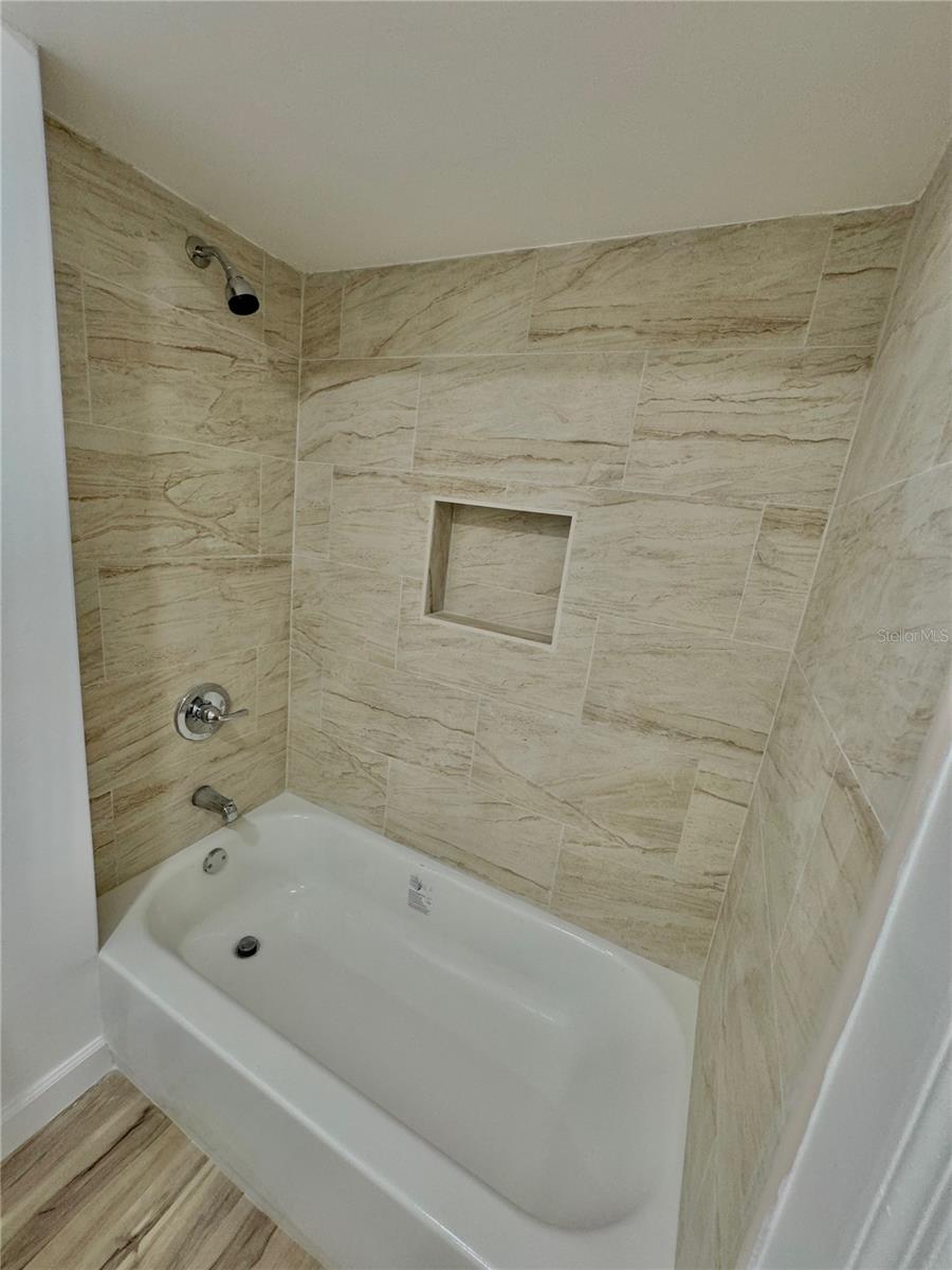 Image 8 of 11 For 12032 Tift Circle