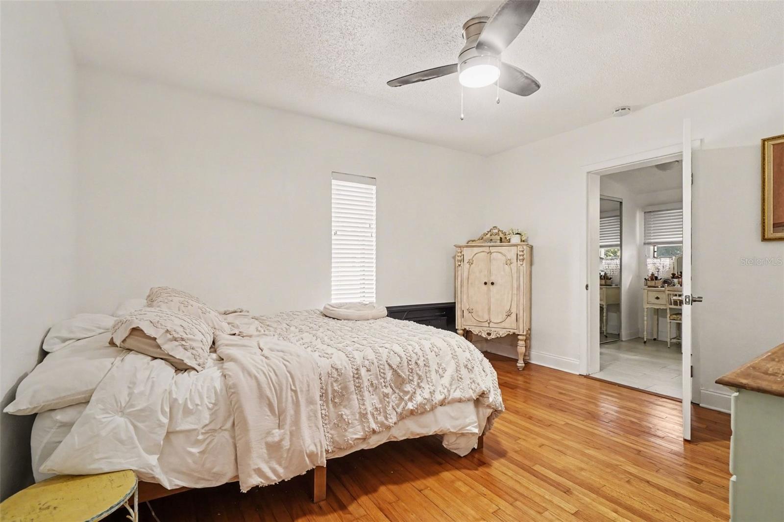 Image 15 of 25 For 1212 Anderson Street