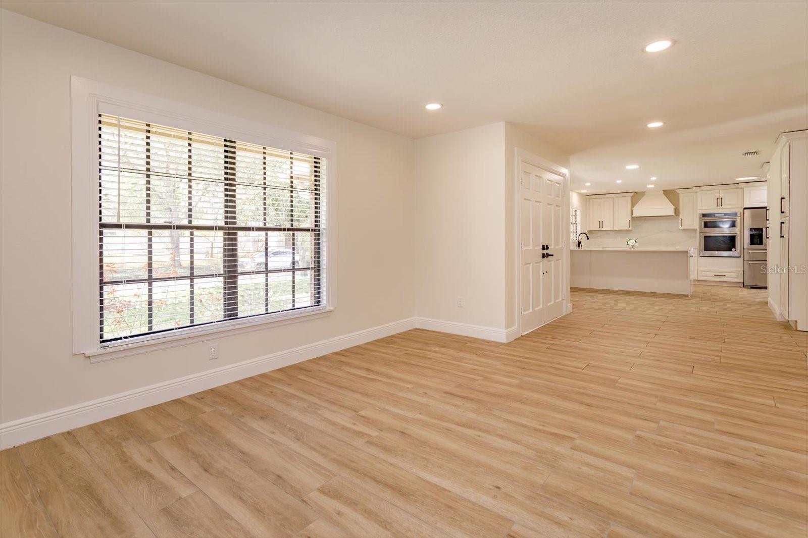 Image 27 of 35 For 4953 Courtland Loop