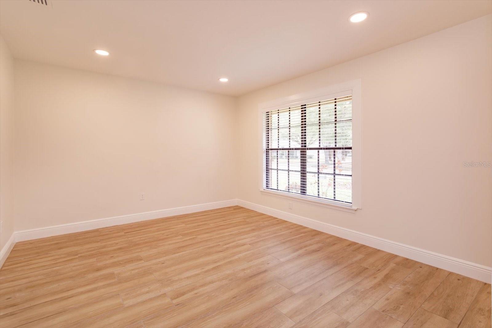 Image 29 of 35 For 4953 Courtland Loop