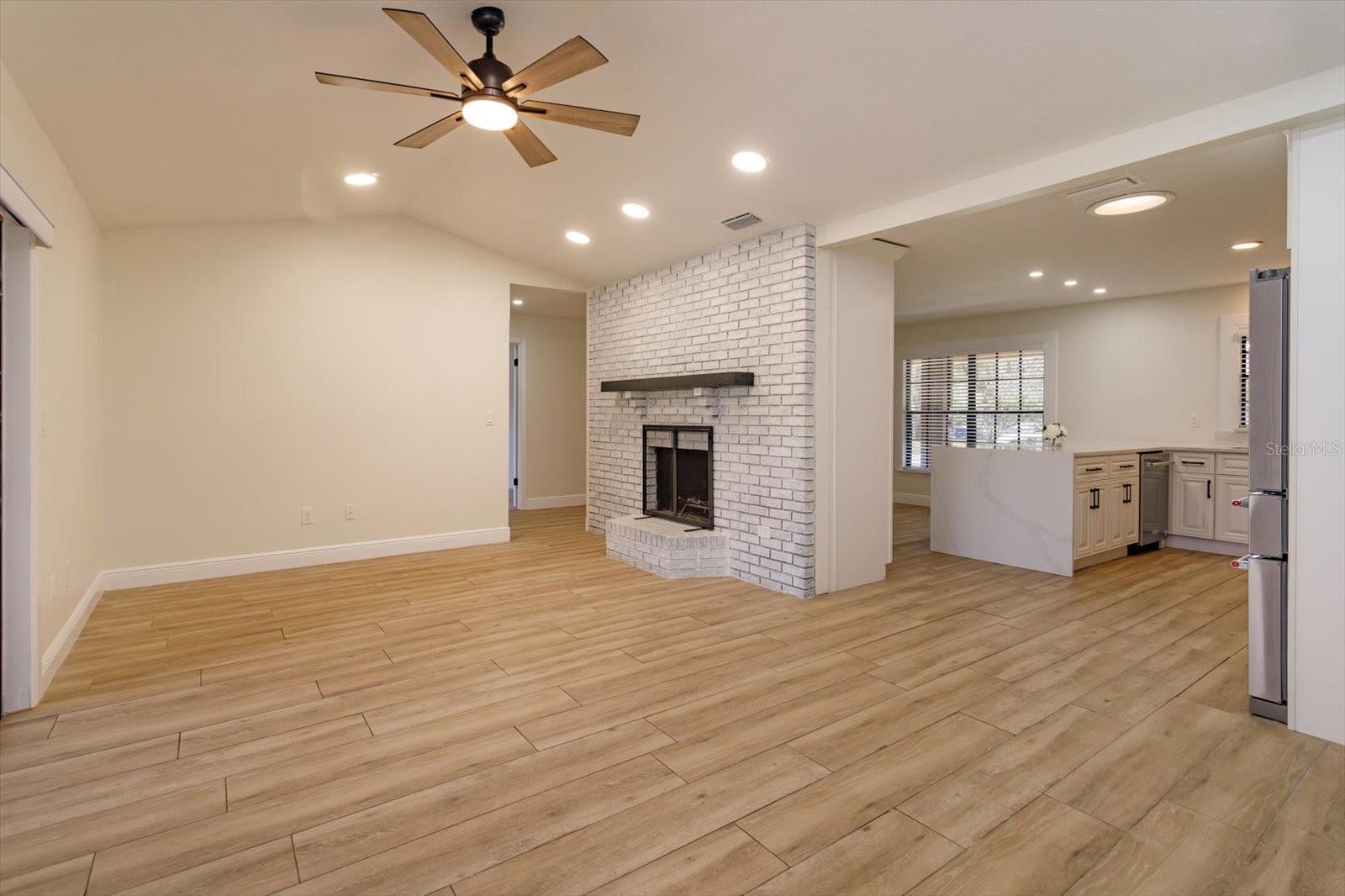 Image 7 of 35 For 4953 Courtland Loop