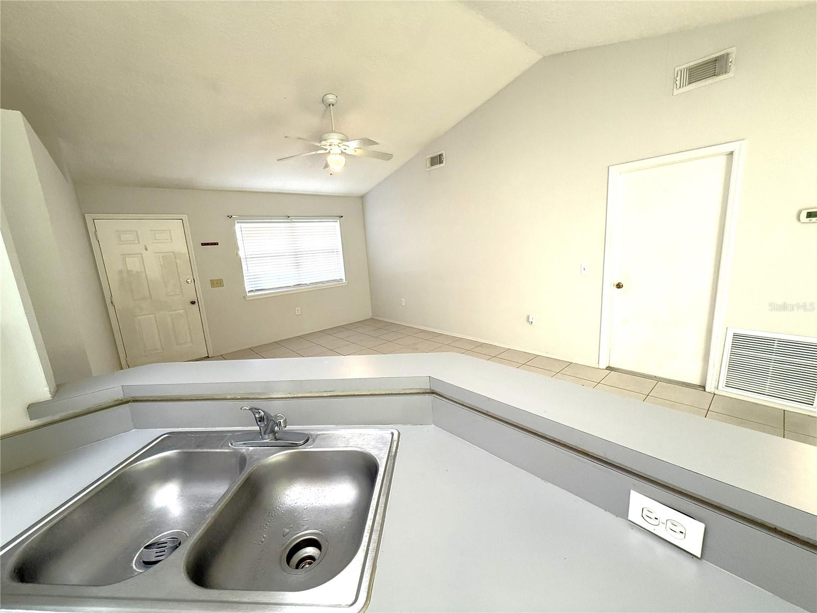 Image 10 of 32 For 3221 Lackland Drive