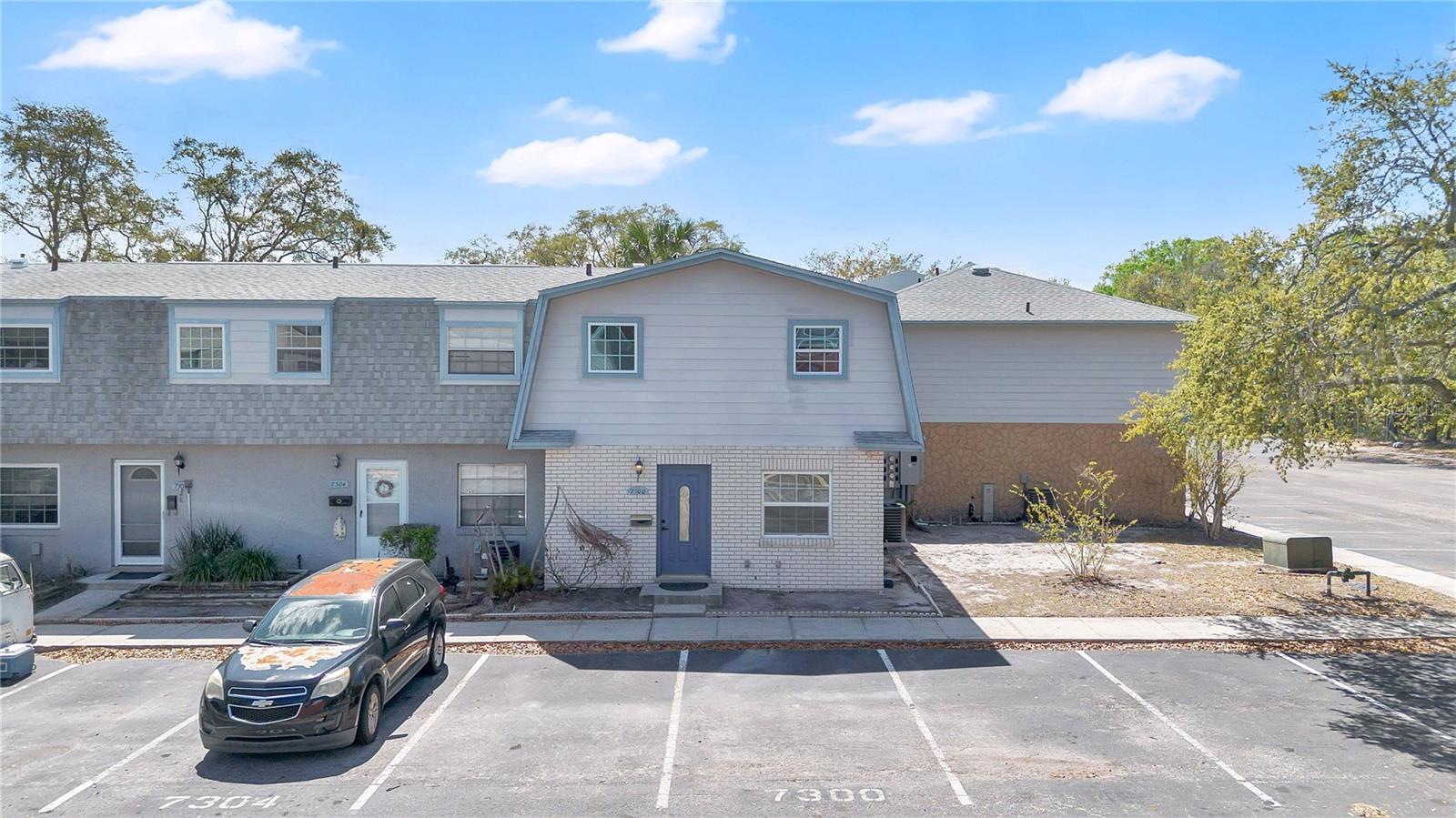 Image 23 of 34 For 7300 Daniel Webster Drive M7