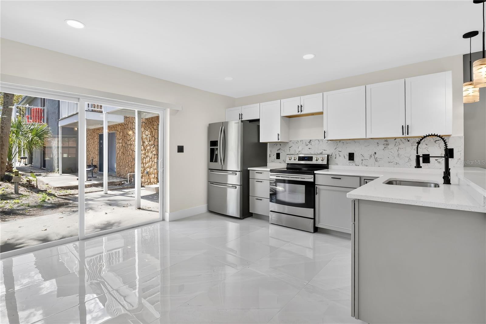 Image 8 of 34 For 7300 Daniel Webster Drive M7