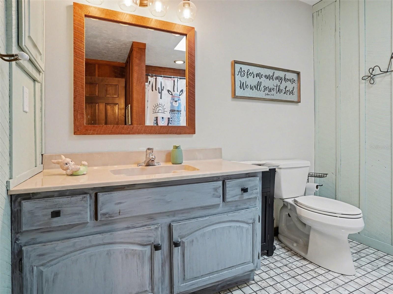 Image 15 of 28 For 1390 Ohio Avenue