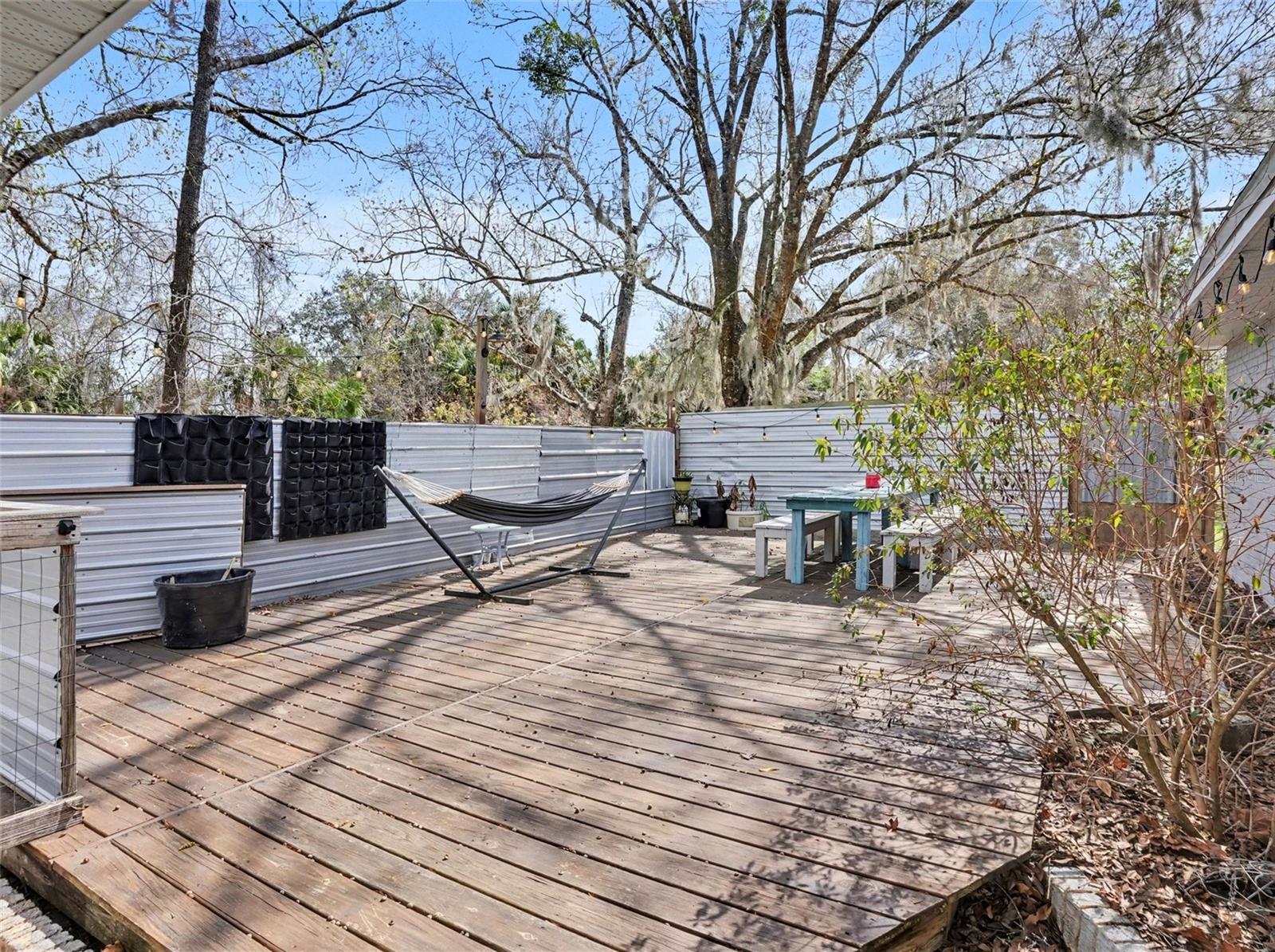 Image 19 of 28 For 1390 Ohio Avenue