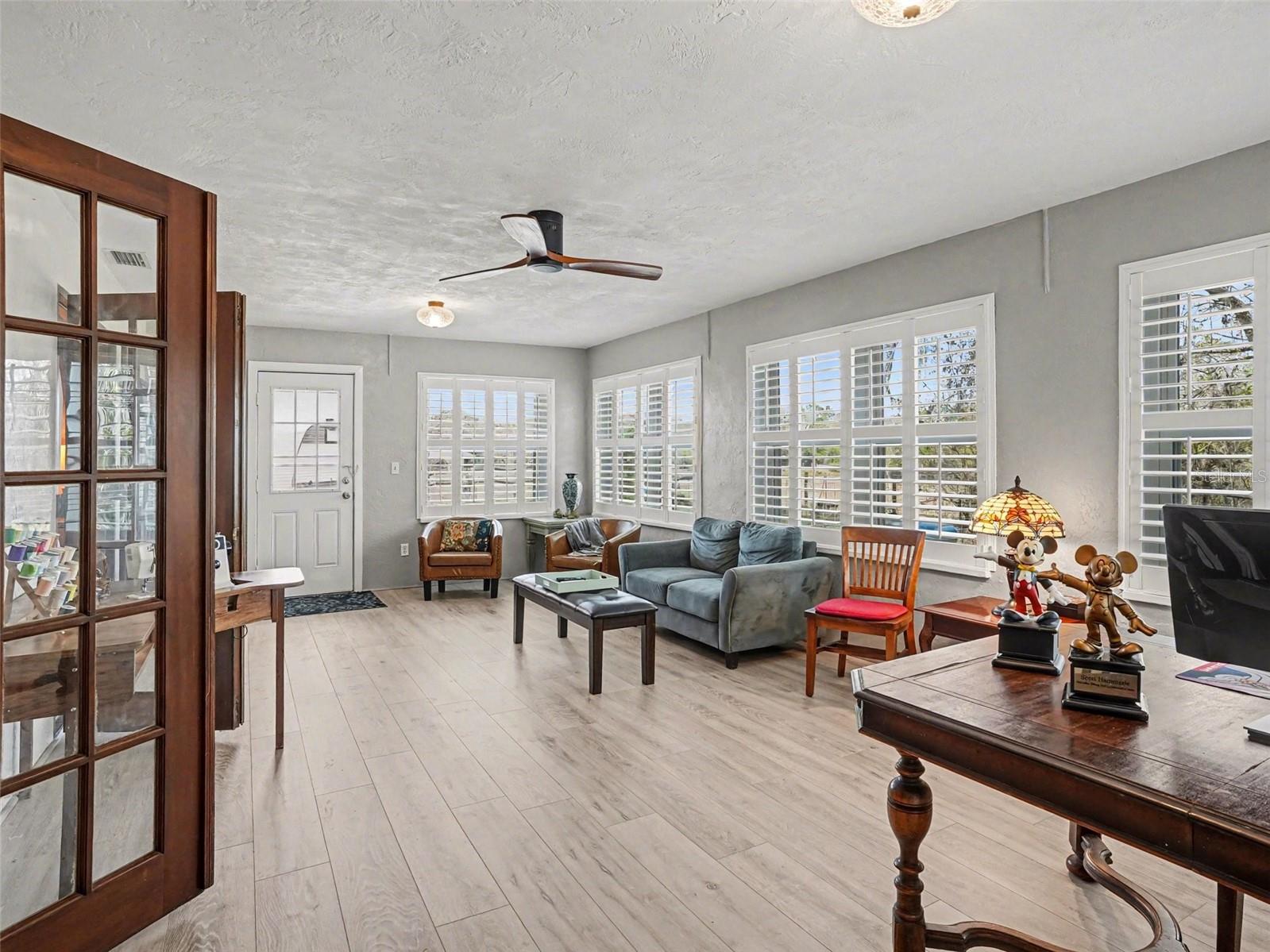 Image 4 of 28 For 1390 Ohio Avenue