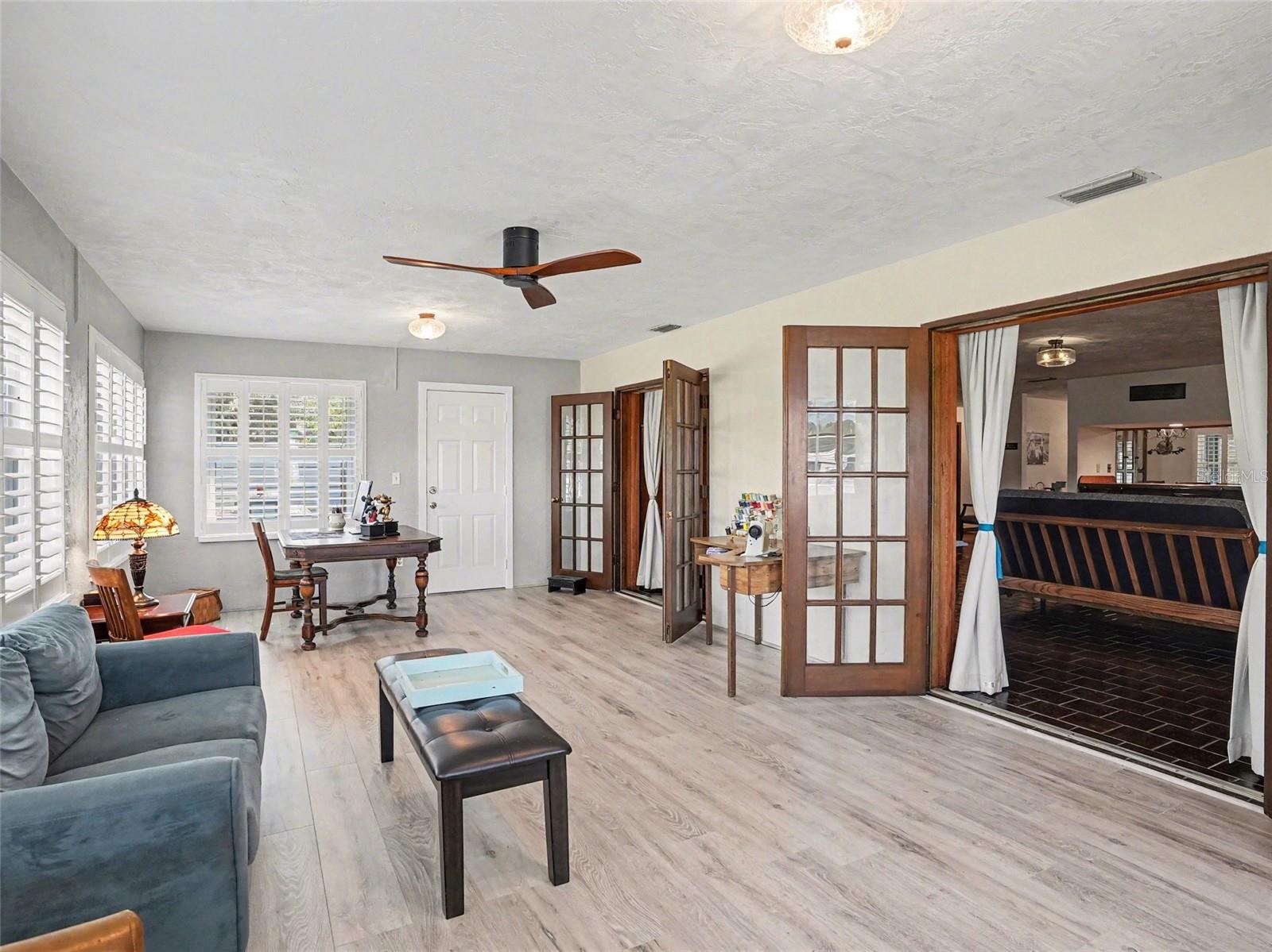 Image 5 of 28 For 1390 Ohio Avenue