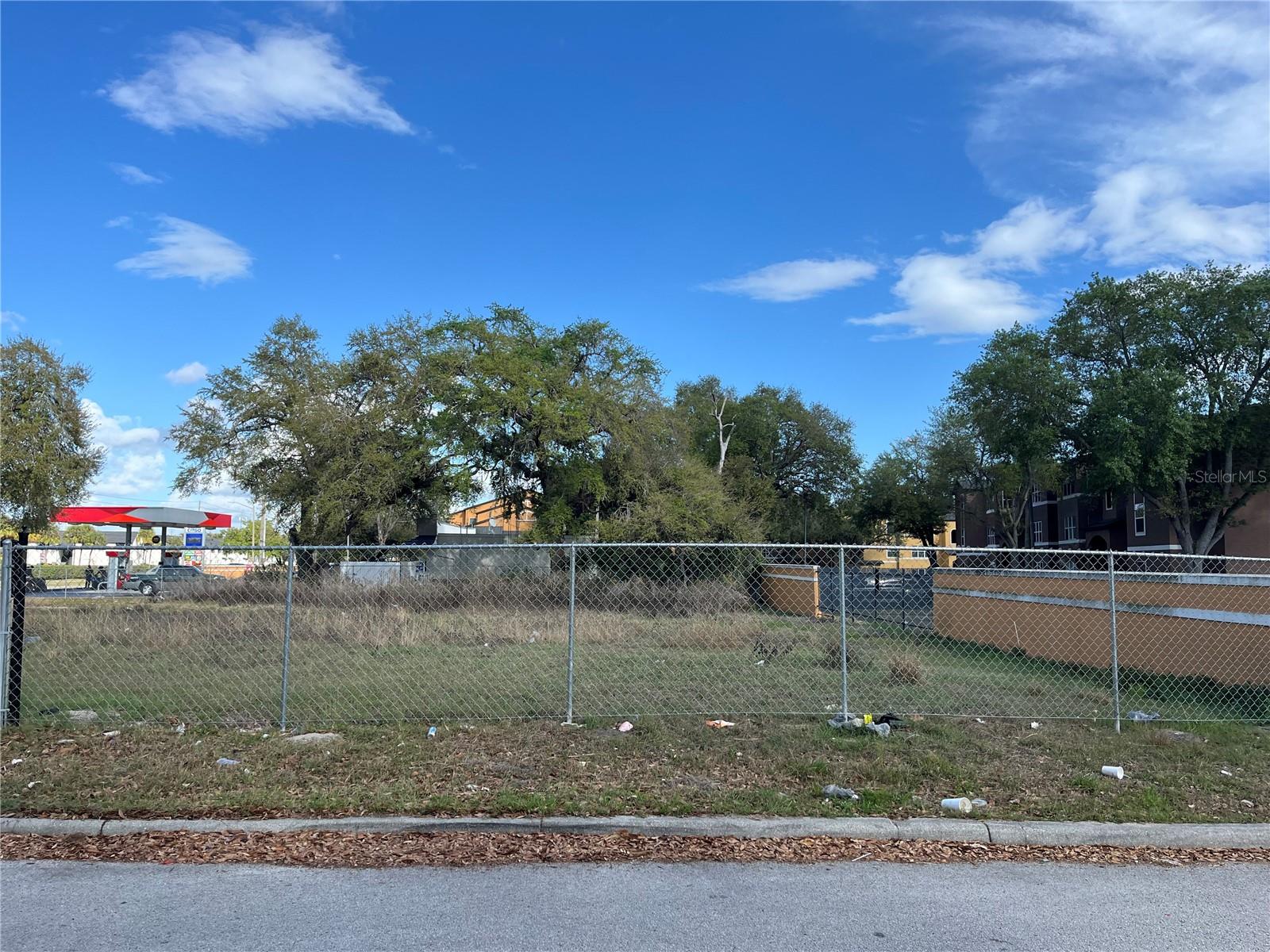 Image 10 of 13 For 5750 Pershing Avenue