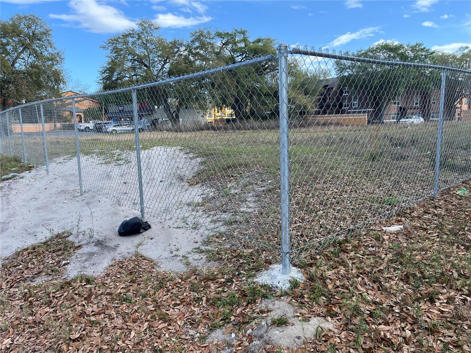 Image 13 of 13 For 5750 Pershing Avenue