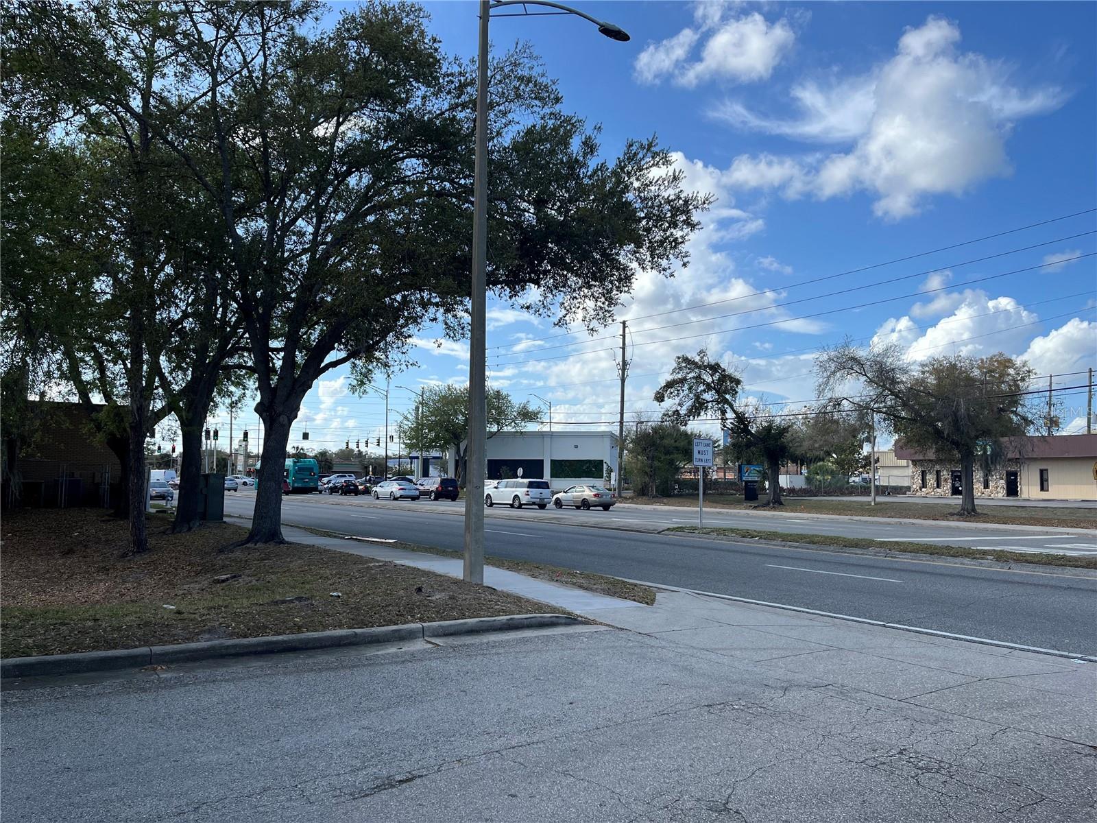 Image 7 of 13 For 5750 Pershing Avenue