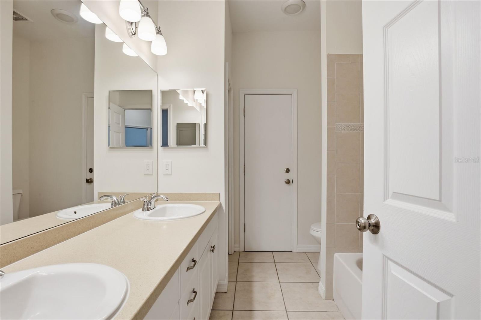 Image 31 of 37 For 6648 Thackston Drive