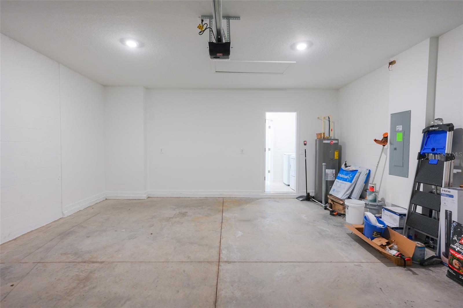 Image 13 of 21 For 5645 Loggia Lane