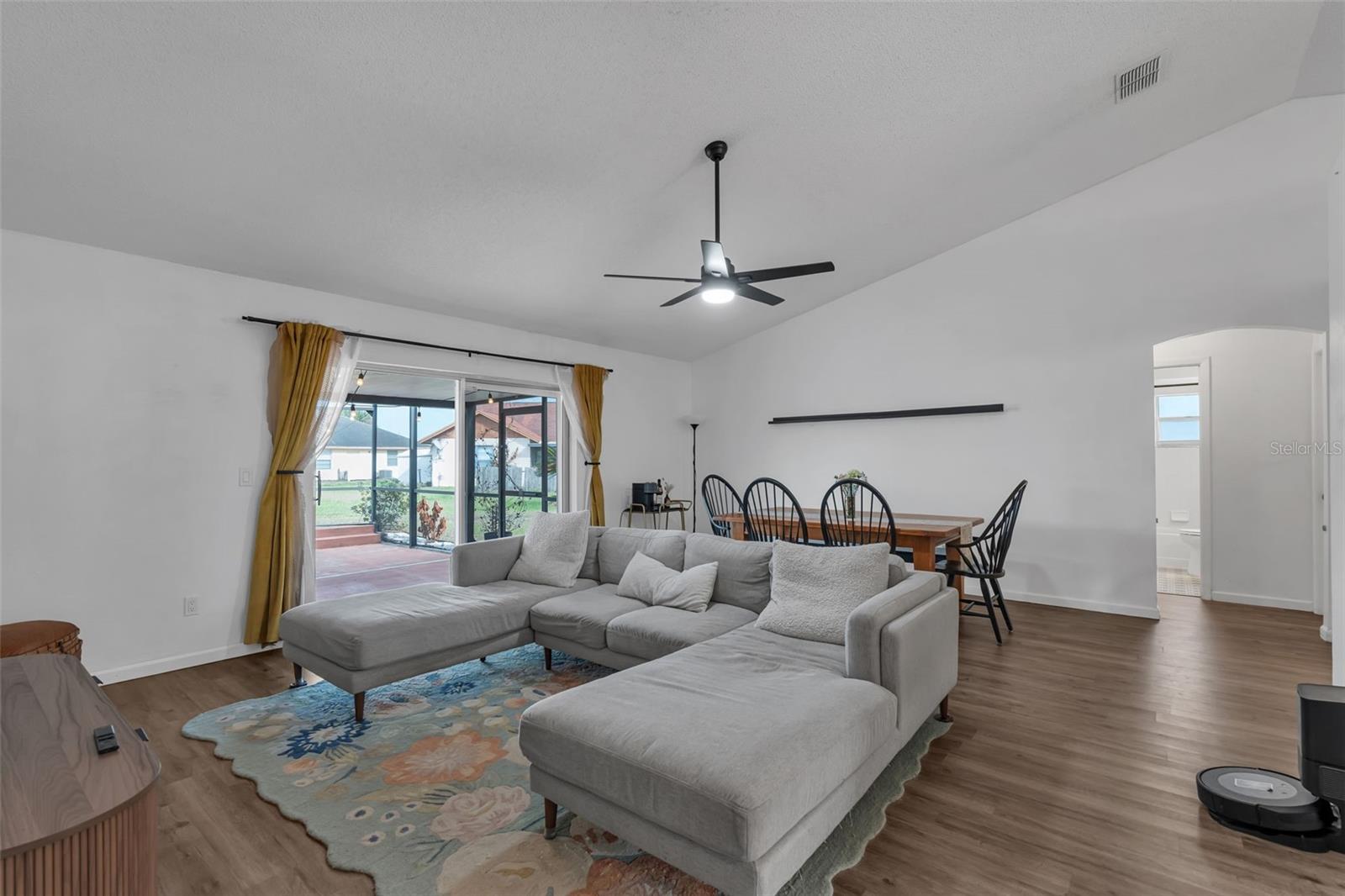 Image 10 of 49 For 1028 Karen Ridge Court