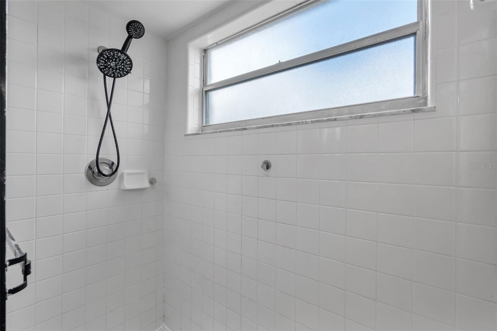 Image 19 of 49 For 1028 Karen Ridge Court