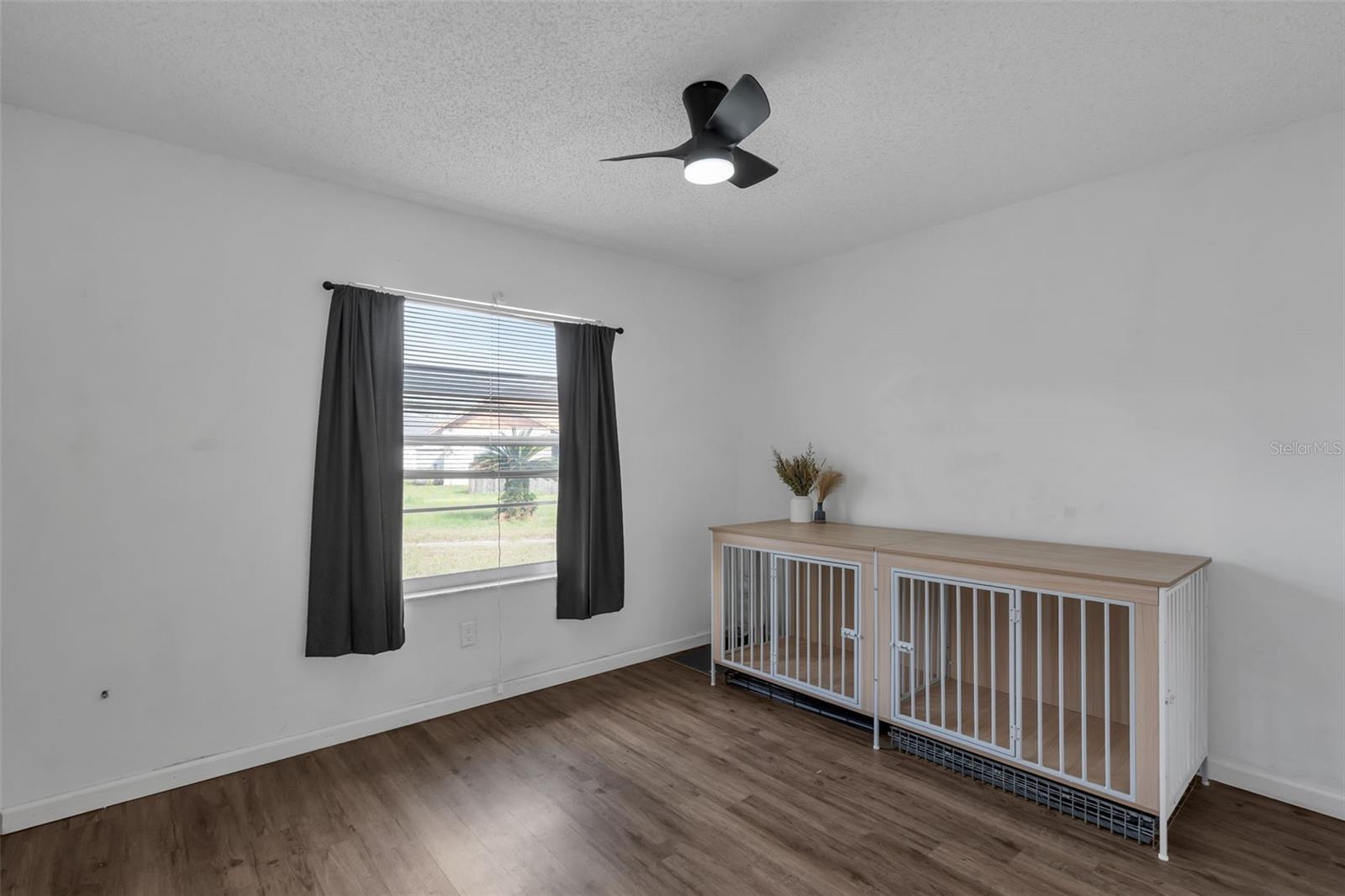 Image 24 of 49 For 1028 Karen Ridge Court