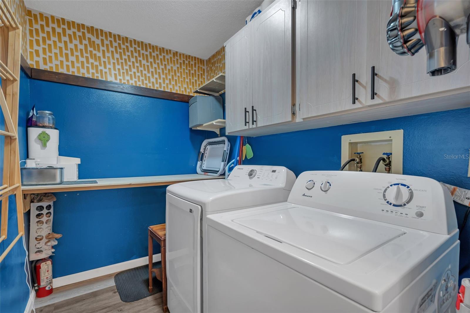 Image 27 of 49 For 1028 Karen Ridge Court