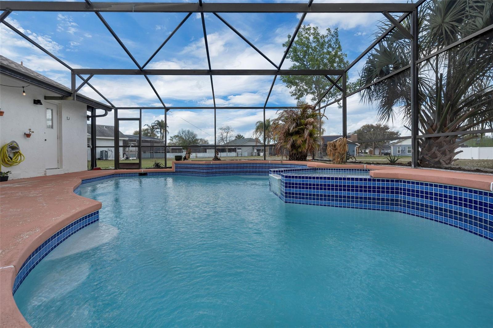 Image 28 of 49 For 1028 Karen Ridge Court